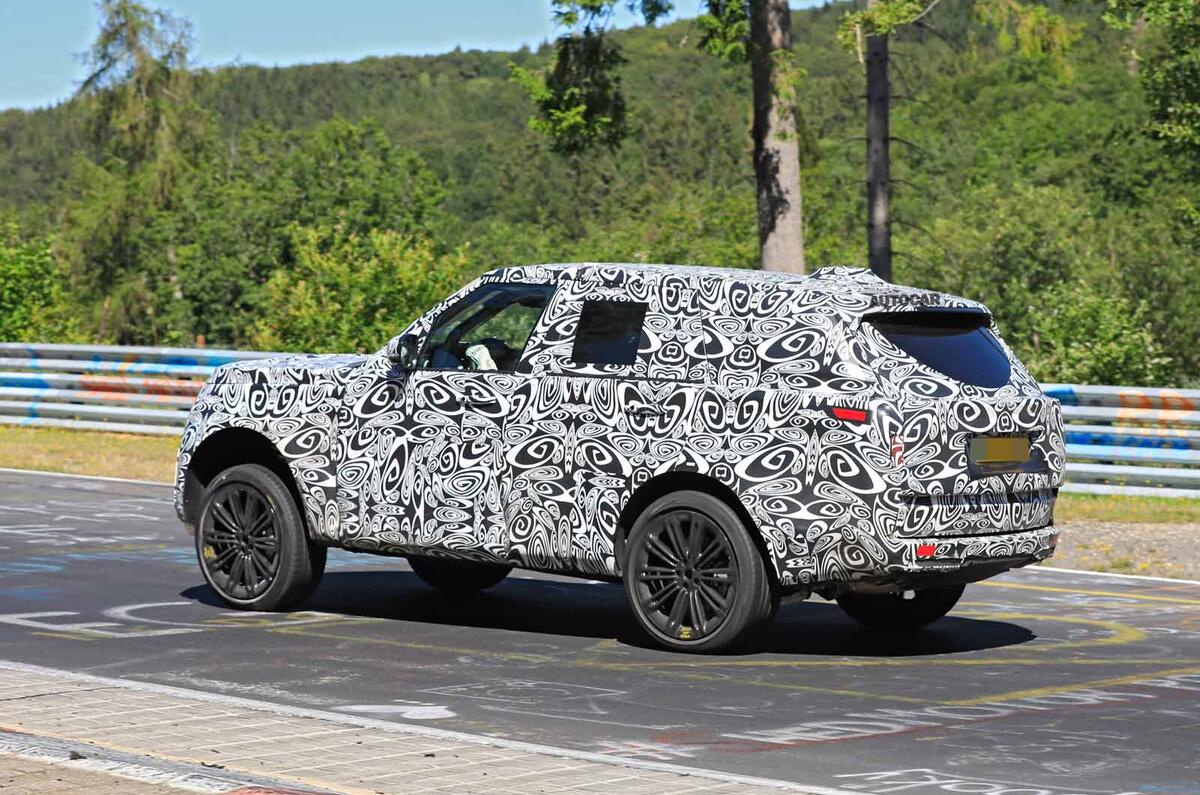 Range Rover prototype Nurburgring side rear Range Rover prototype Nurburgring side rear