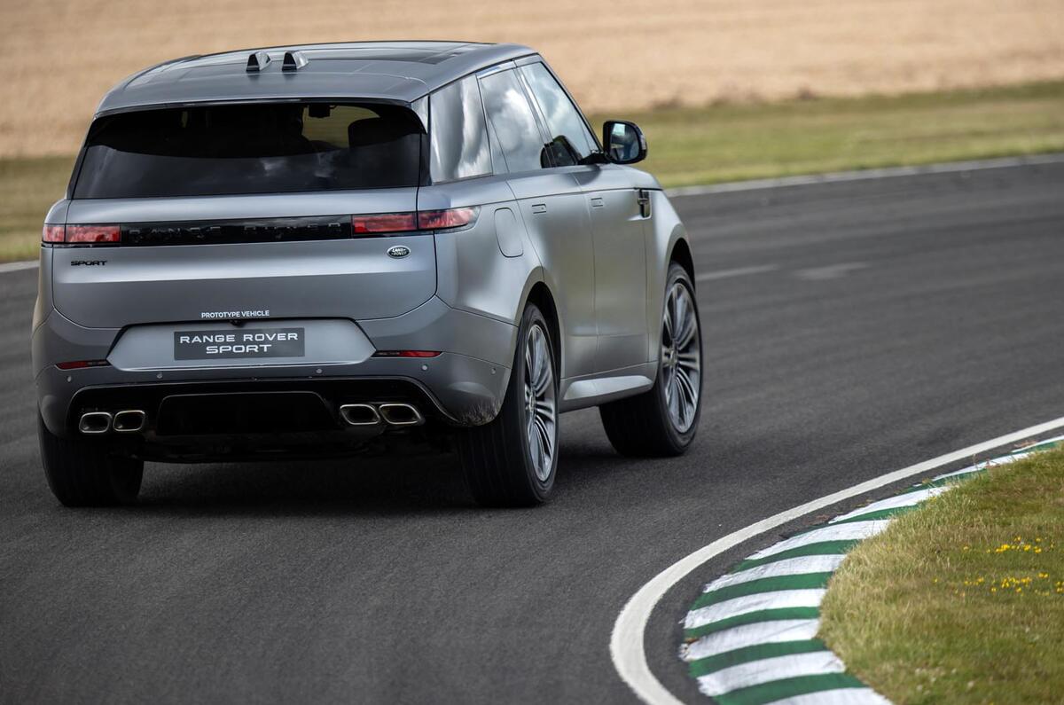 Range Rover Sport at Goodwood Circuit 22 036 Range Rover Sport at Goodwood Circuit 22 036