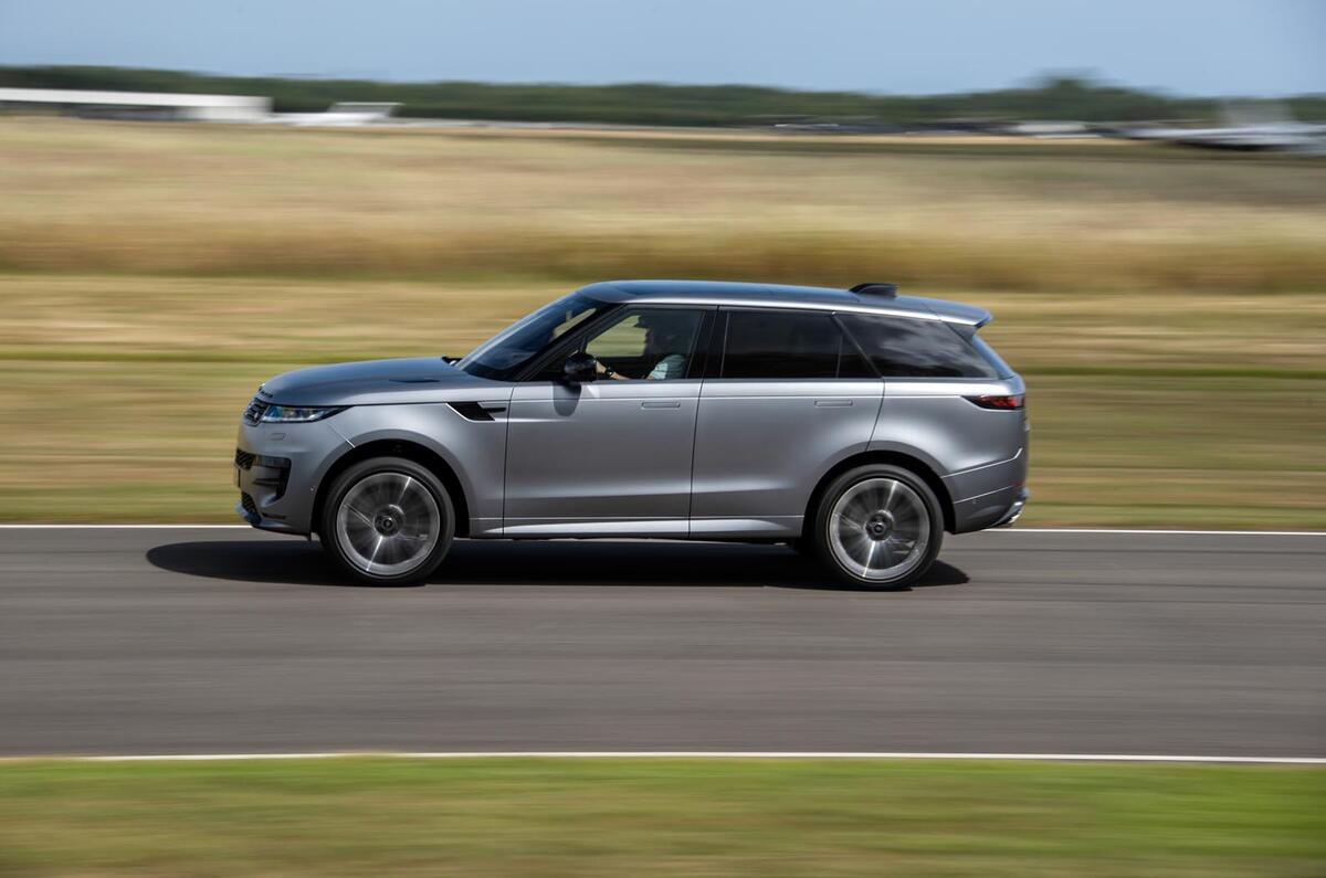 Range Rover Sport at Goodwood Circuit 22 039 Range Rover Sport at Goodwood Circuit 22 039