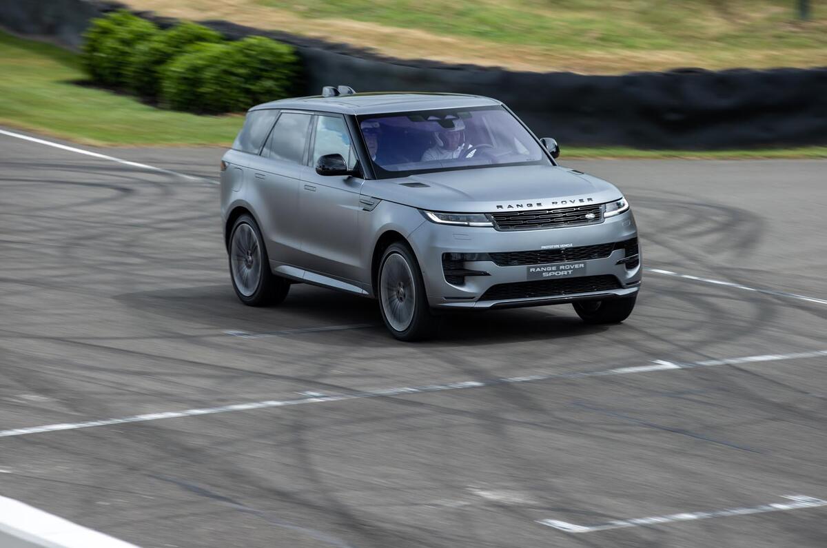 Range Rover Sport at Goodwood Circuit 22 052 Range Rover Sport at Goodwood Circuit 22 052