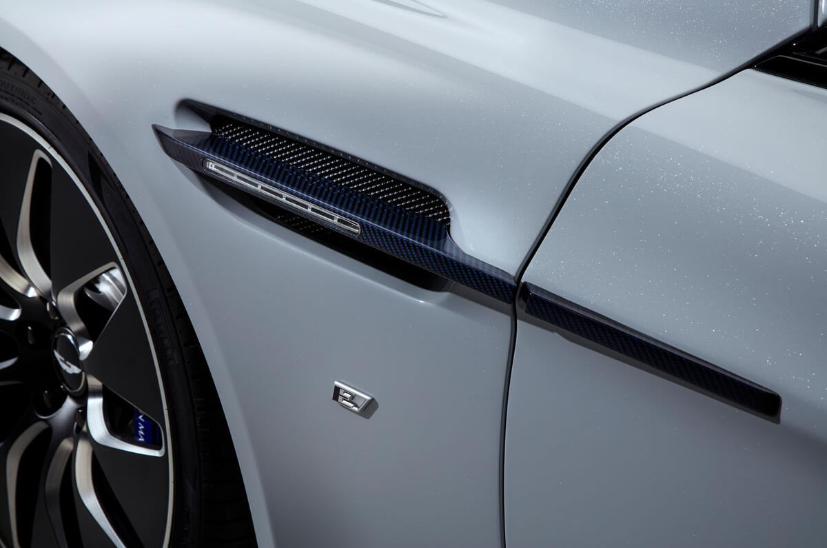 2019 Aston Martin Rapide E  - vent