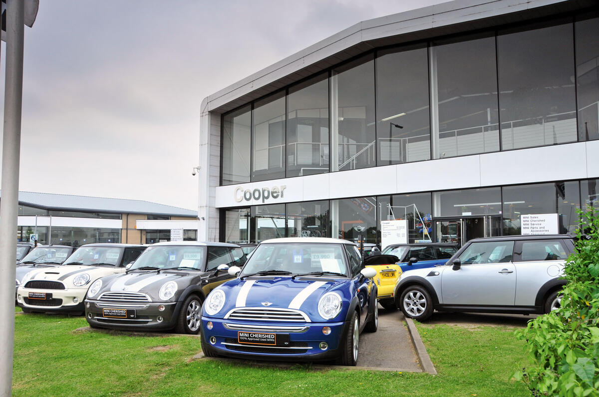 Mini dealers Mini dealers