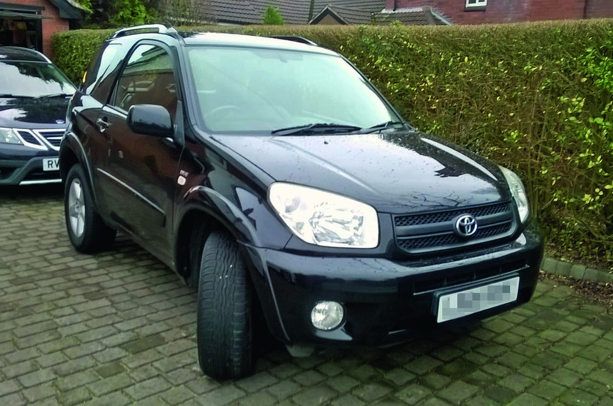 Toyota Rav4 - front