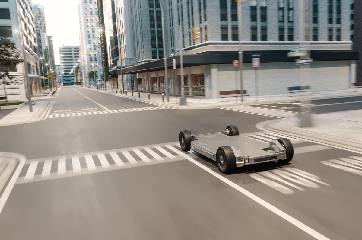 REE EV platform, city setting