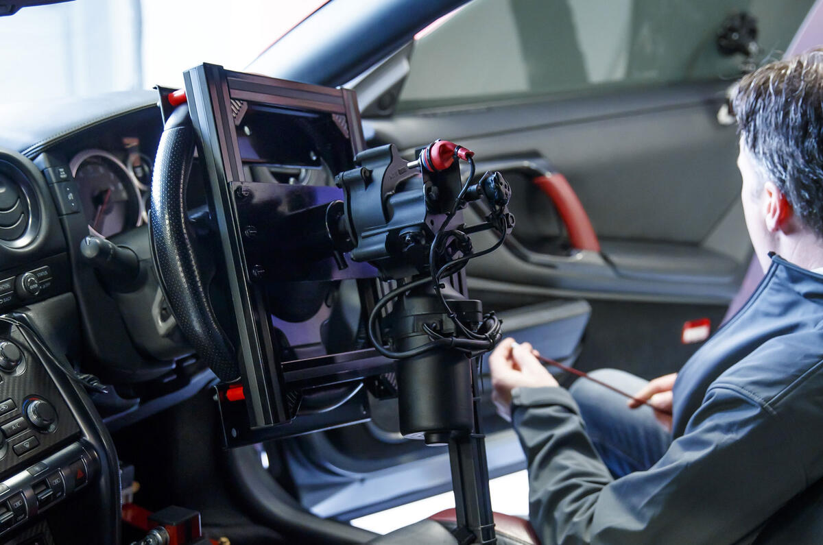 Remote-control Nissan GT-R /C created to mark new Gran Turismo launch