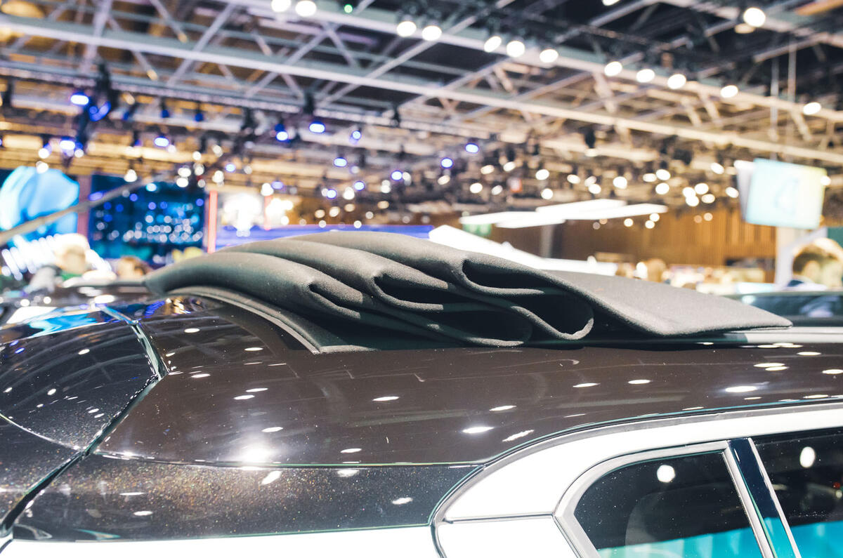 Renault 4 Paris motor show roof Renault 4 Paris motor show roof