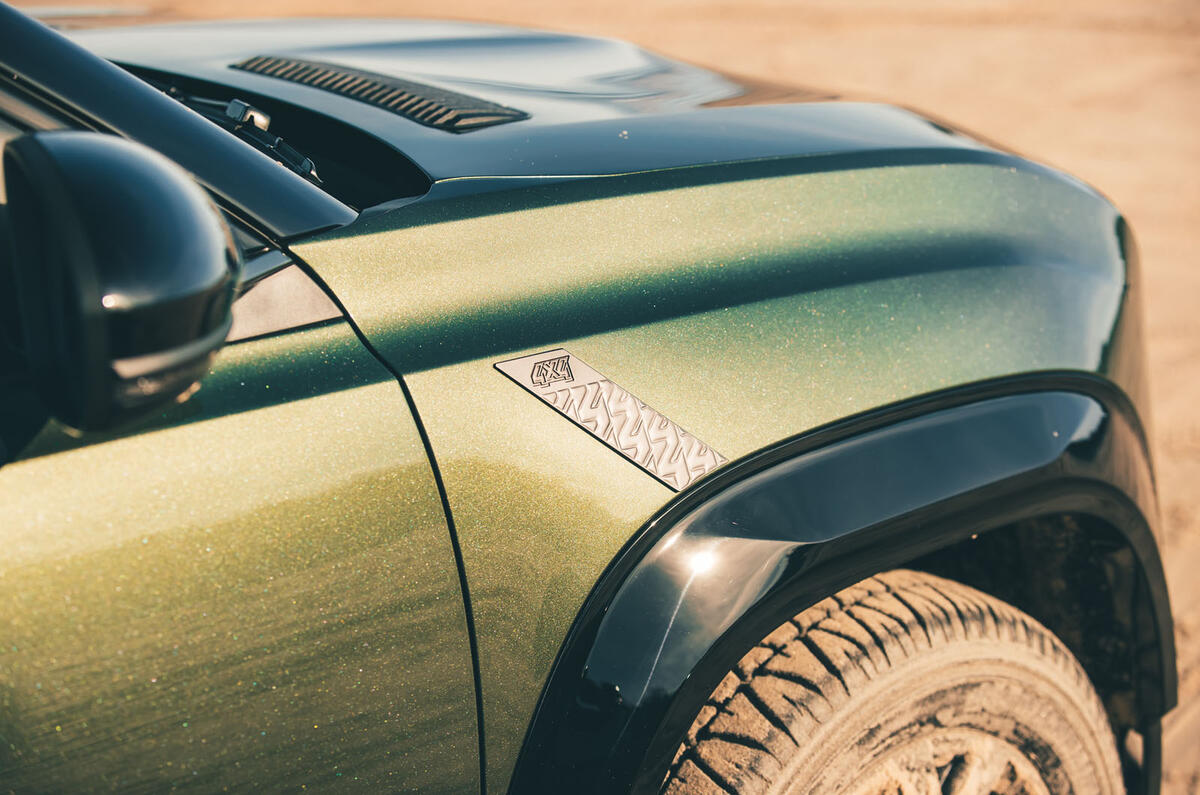 renault 4 savane 2025 jh front wing detail