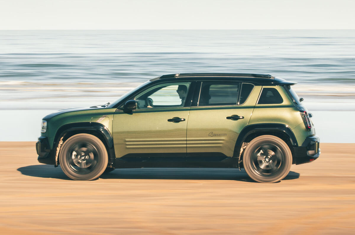 renault 4 savane 2025 jh side tracking