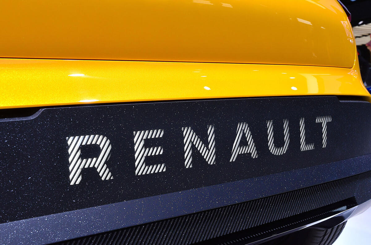 renault 5 concept paris motor show 06 skirt renault 5 concept paris motor show 06 skirt