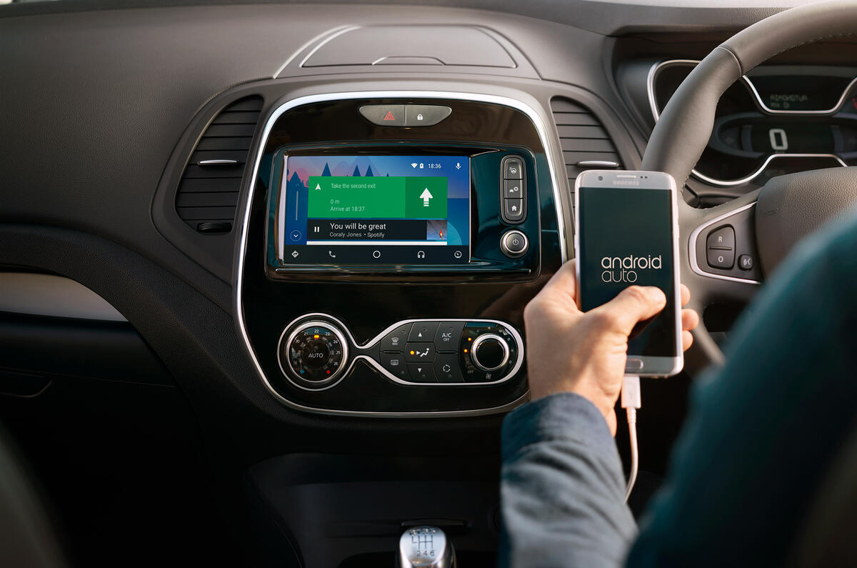 Facelifted Renault Captur on sale now priced from £15,355 