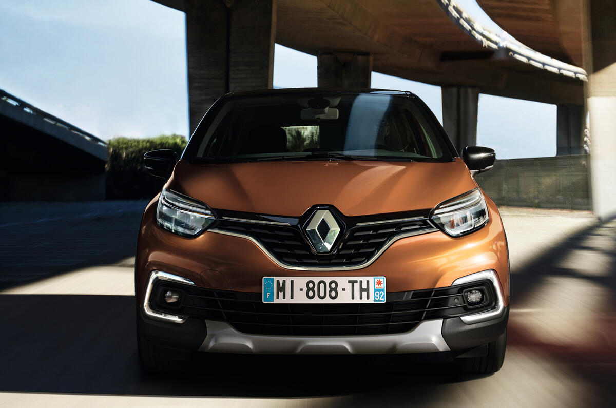 Facelifted Renault Captur on sale now priced from £15,355 