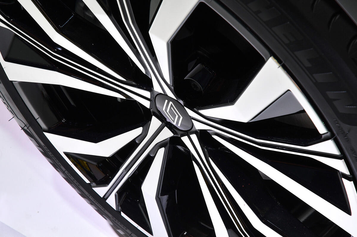 renault austral paris motor show 06 wheel renault austral paris motor show 06 wheel