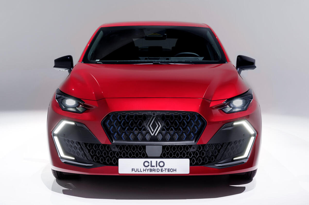 Renault Clio 2027 front static