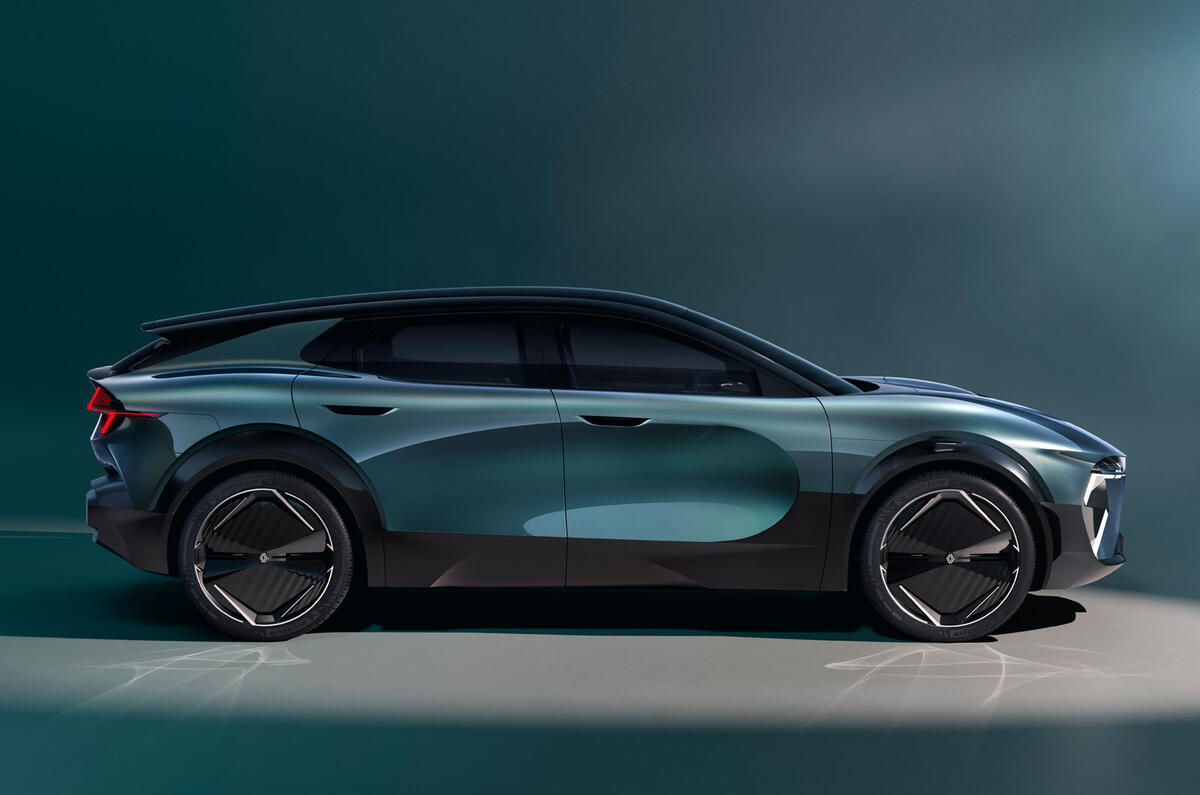 Renault Embleme side