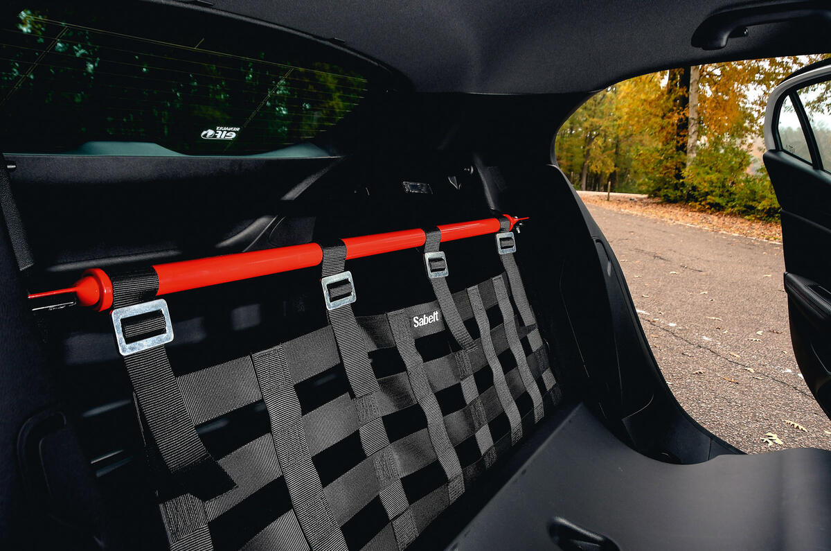 Renault Megane RS Trophy R 2019 - seats Renault Megane RS Trophy R 2019 - seats