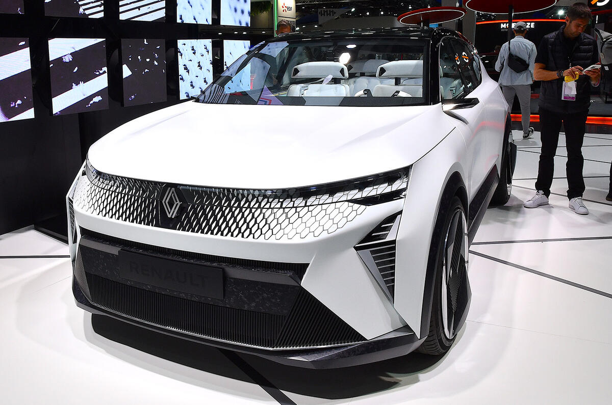 renault scenic concept paris motor show 01 front static renault scenic concept paris motor show 01 front static