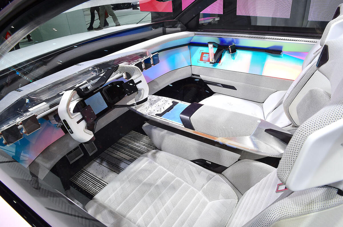 renault scenic concept paris motor show 05 cabin renault scenic concept paris motor show 05 cabin