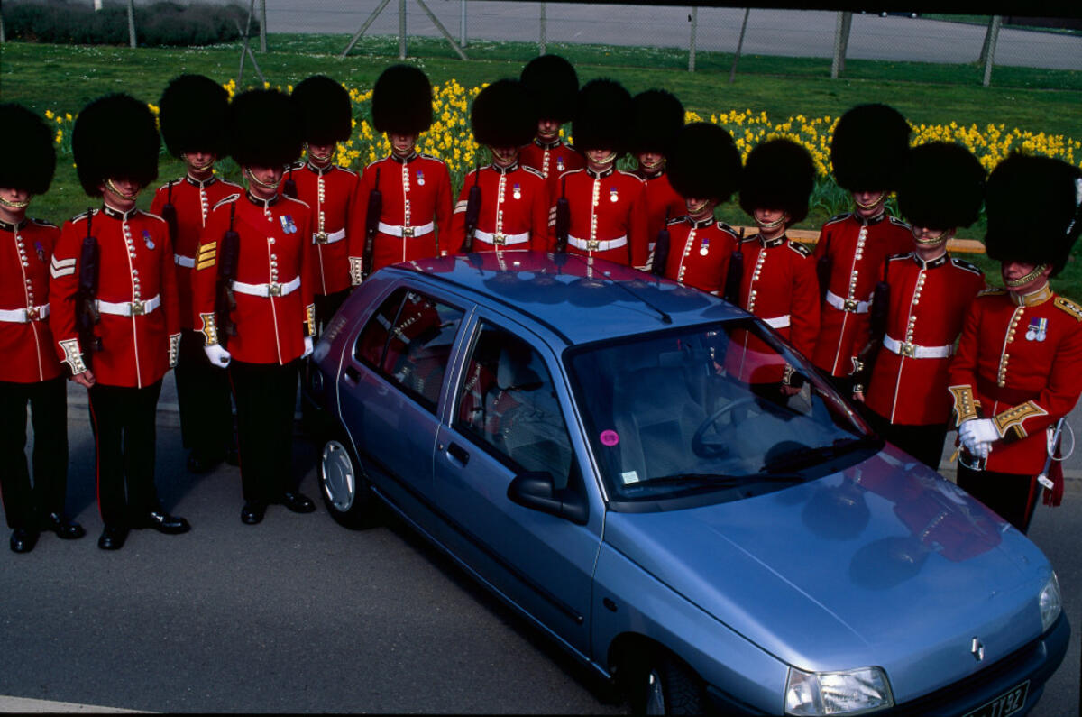 renault clio mk1 advert uk