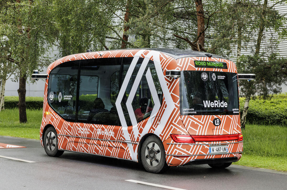 Renault Group   Experimentation Auntonomous Shuttle @Roland Garros 2024 (1) Renault Group   Experimentation Auntonomous Shuttle @Roland Garros 2024 (1)