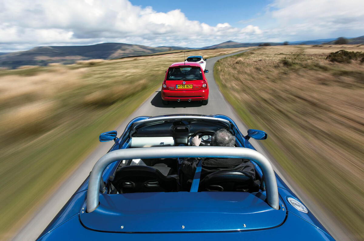 Mégane Trophy-R v Clio Trophy v Sport Spider