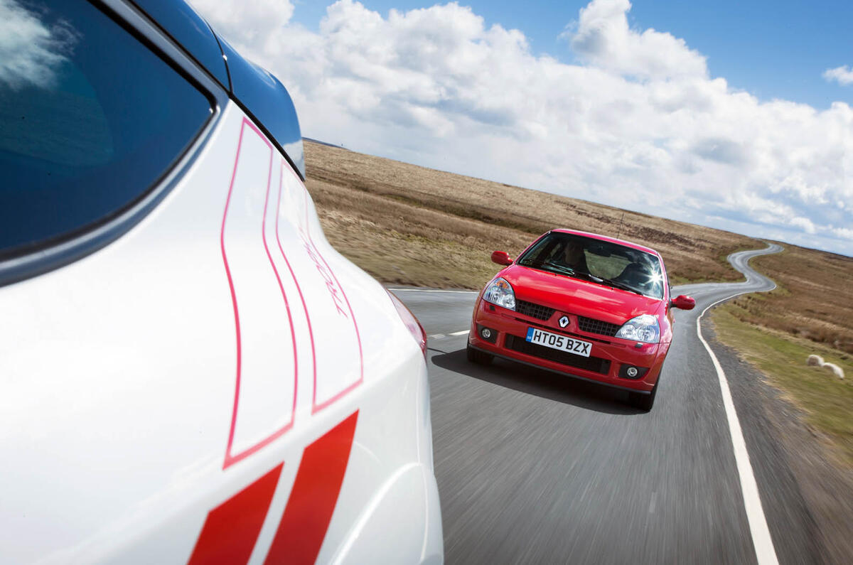 Mégane Trophy-R v Clio Trophy v Sport Spider