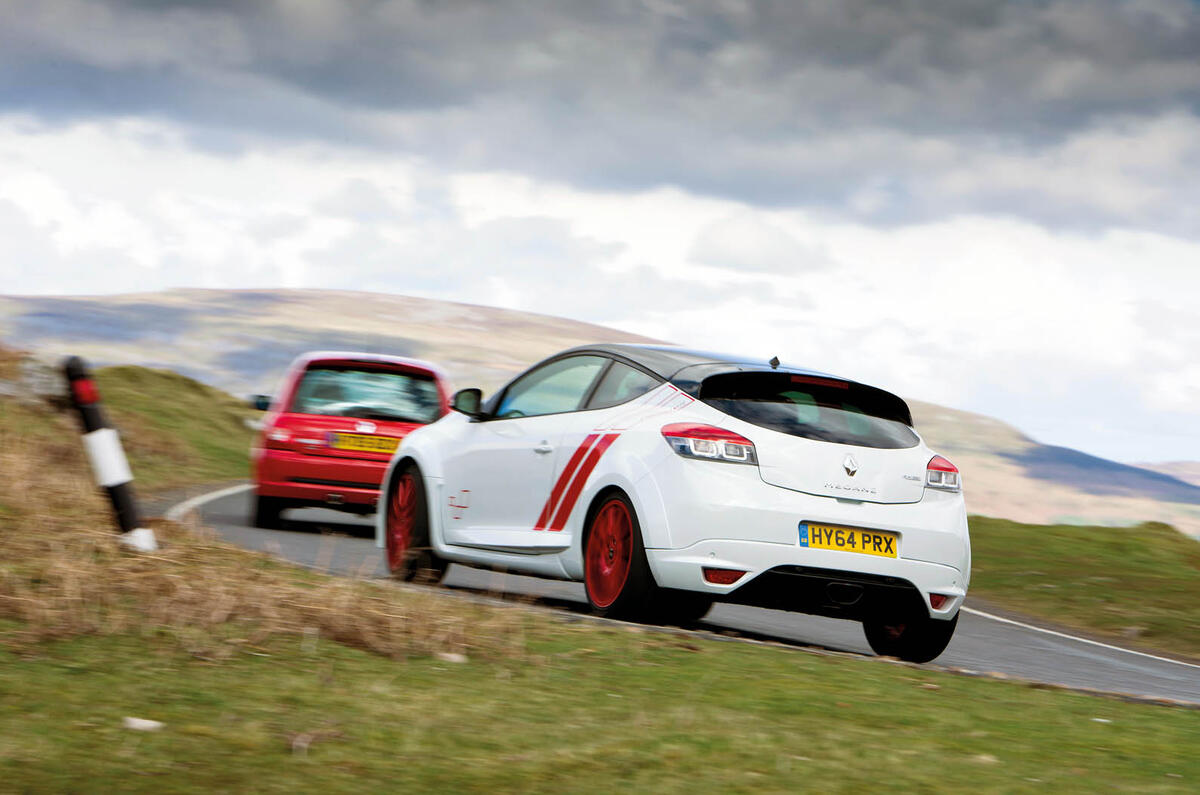 Mégane Trophy-R v Clio Trophy v Sport Spider