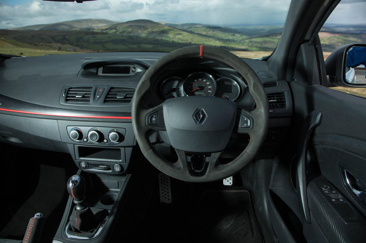 Mégane Trophy-R v Clio Trophy v Sport Spider