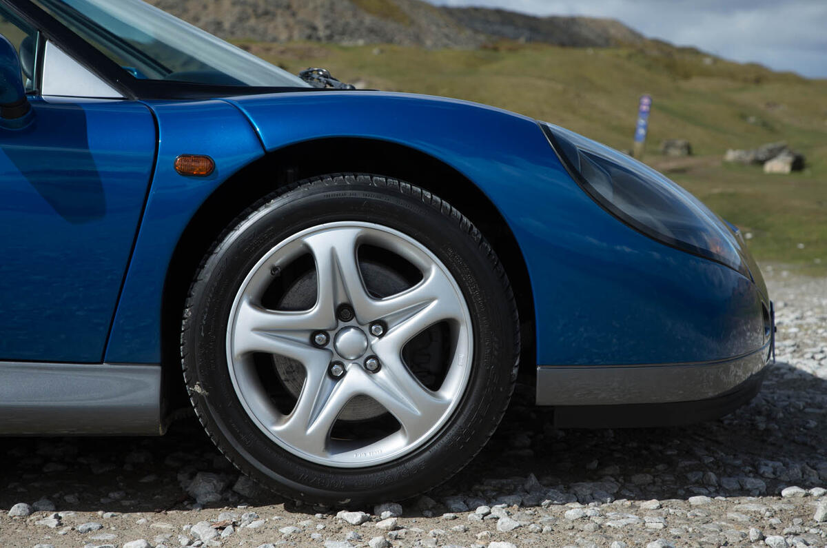 Mégane Trophy-R v Clio Trophy v Sport Spider
