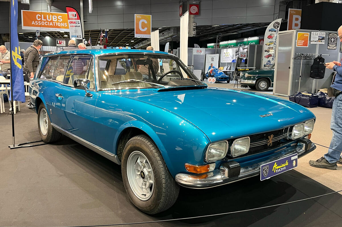 Retromobile 2025 Peugeot 504 Break Retromobile 2025 Peugeot 504 Break