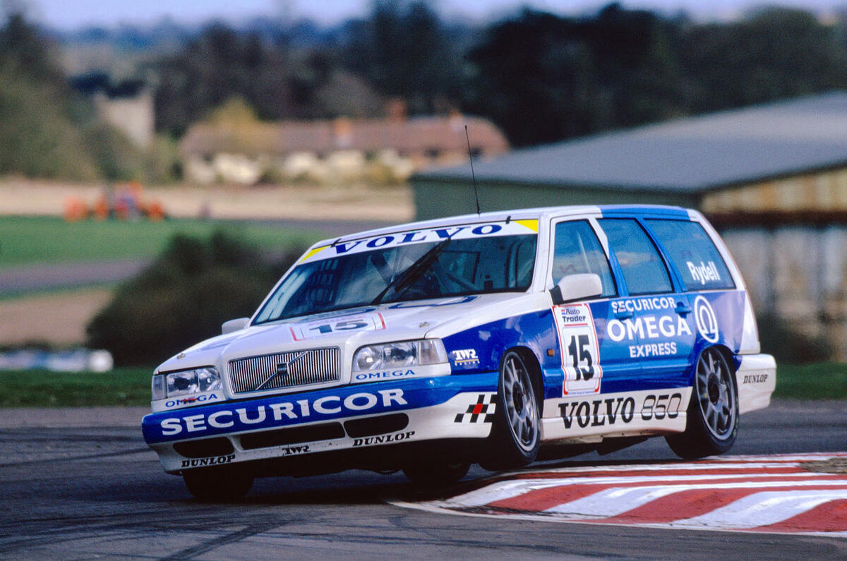 Rickard Rydell  460