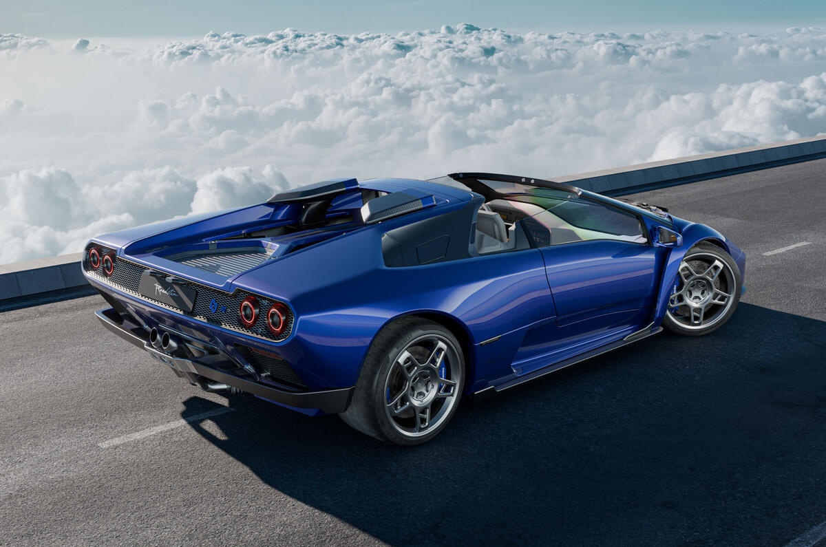 Roadster Spec02 Back 3 4