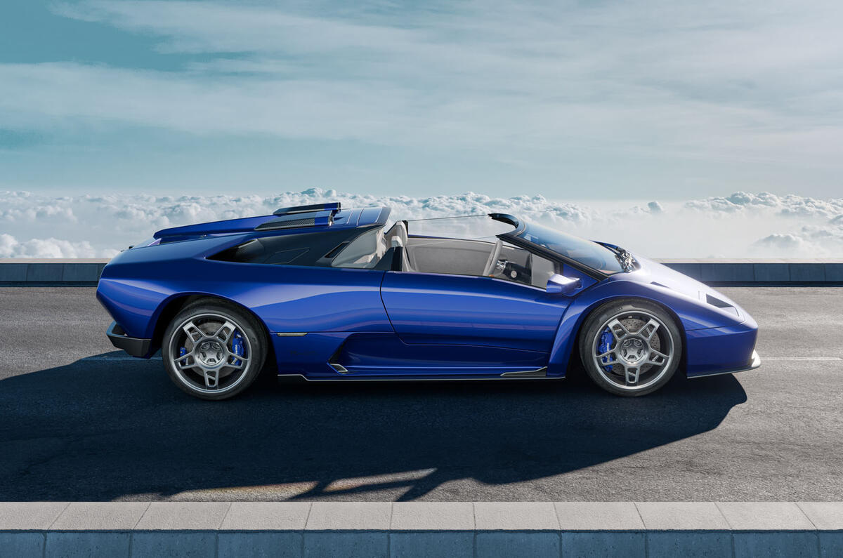 Roadster Spec02 Side