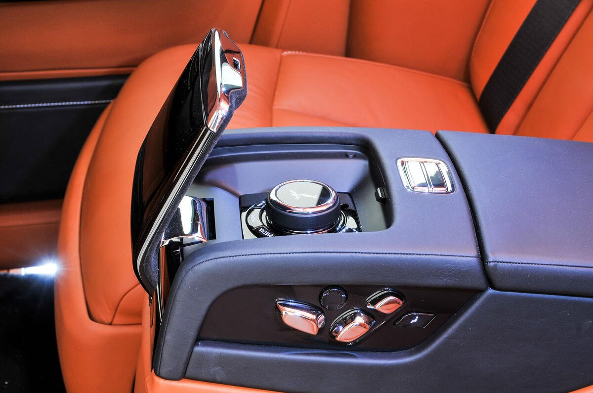 Rolls-Royce Phantom revealed as eighth-generation luxury flagship