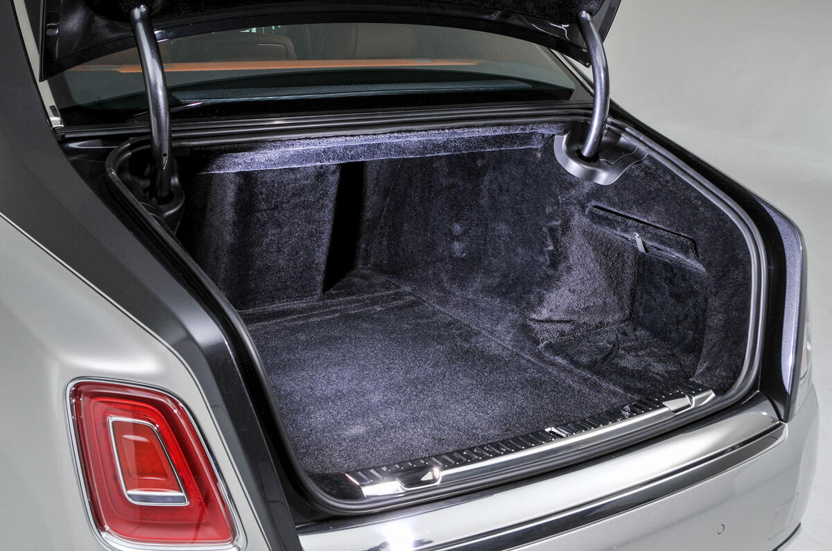 Rolls-Royce Phantom revealed as eighth-generation luxury flagship