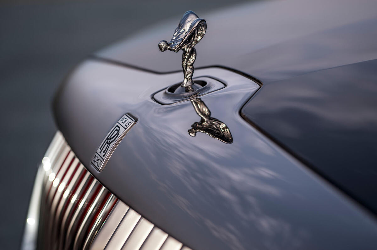 Rolls Royce Drop Tail La Rose Noir Spirit of Ecstasy Rolls Royce Drop Tail La Rose Noir Spirit of Ecstasy