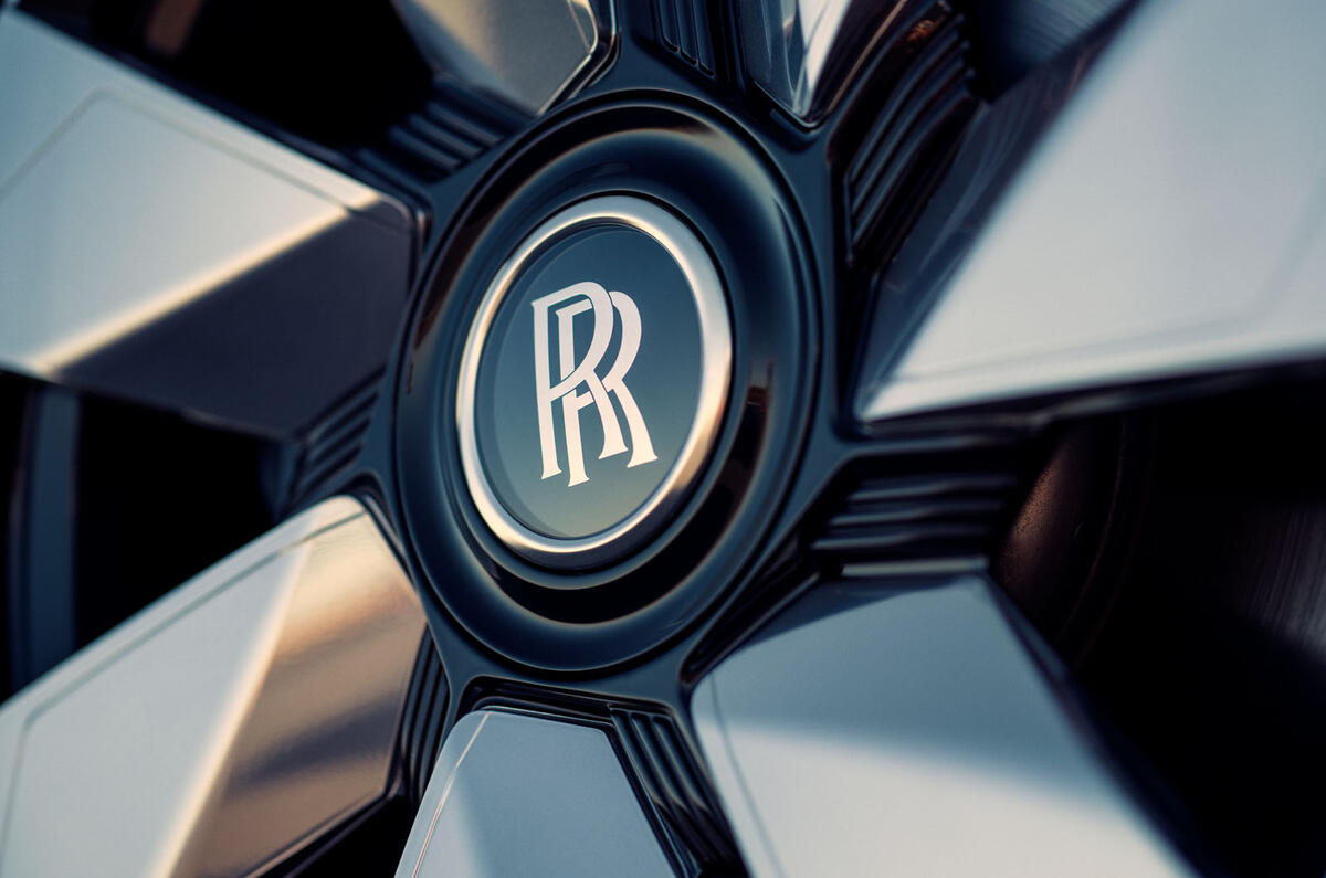 Rolls Royce Droptail Arcadia wheel close Rolls Royce Droptail Arcadia wheel close