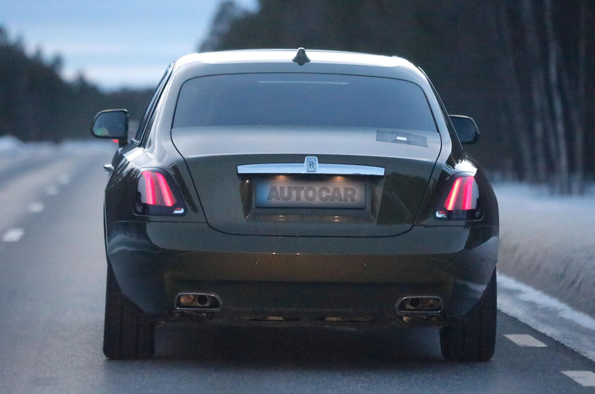 Rolls Royce Ghost facelift camo rear lights Rolls Royce Ghost facelift camo rear lights