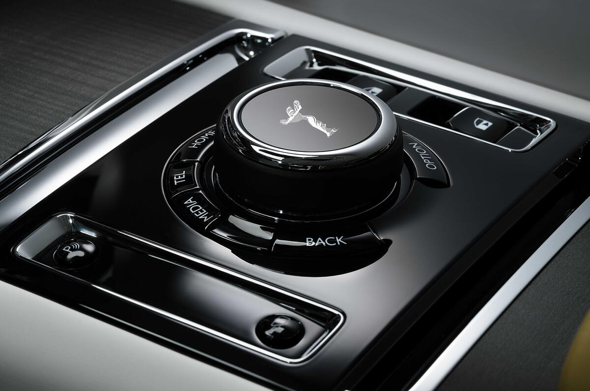 Rolls Royce Spectre infotainment controller Rolls Royce Spectre infotainment controller