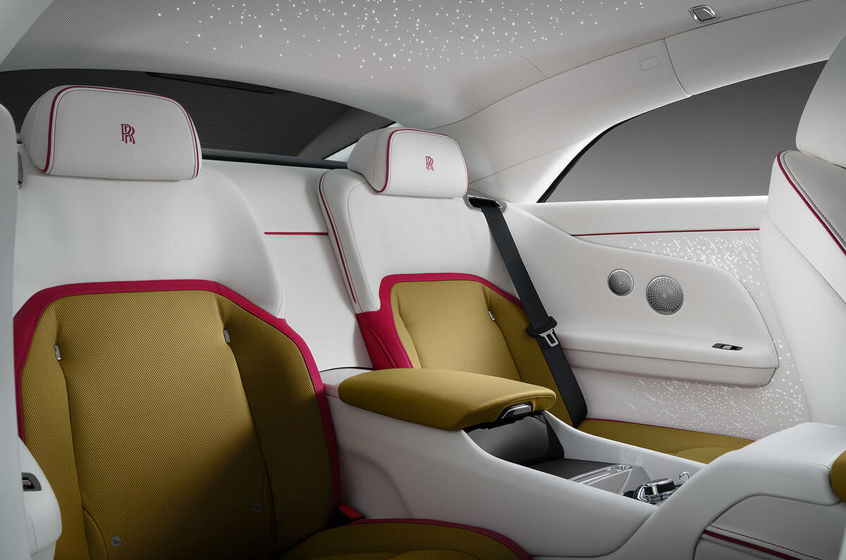 Rolls Royce Spectre rear seats Rolls Royce Spectre rear seats