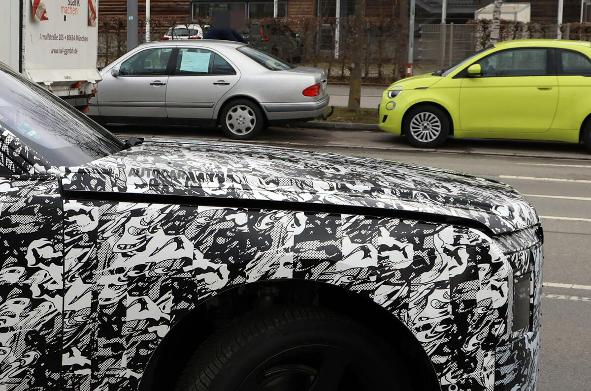 Rolls Royce EV SUV side bonnet