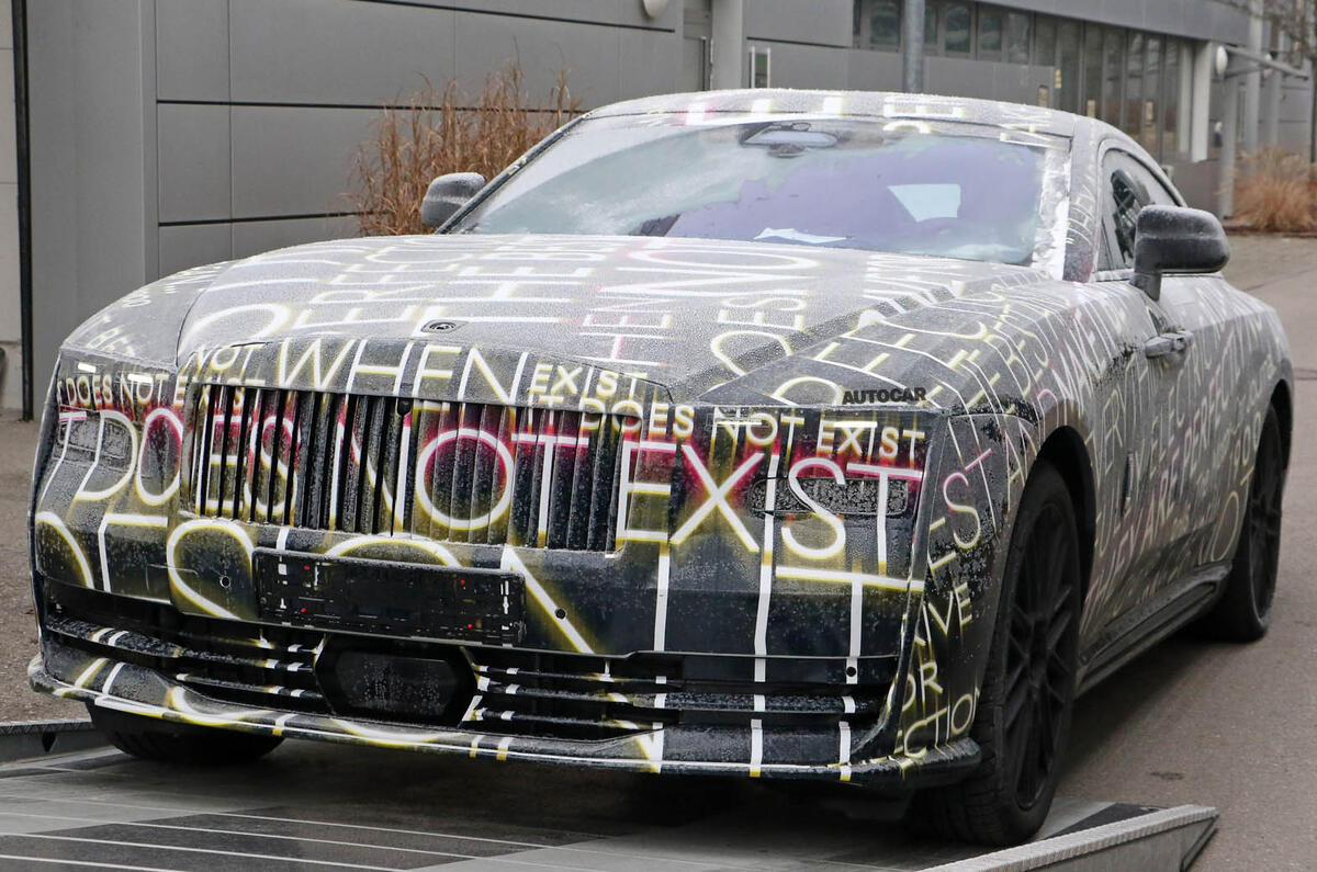 Rolls Royce Spectre 10