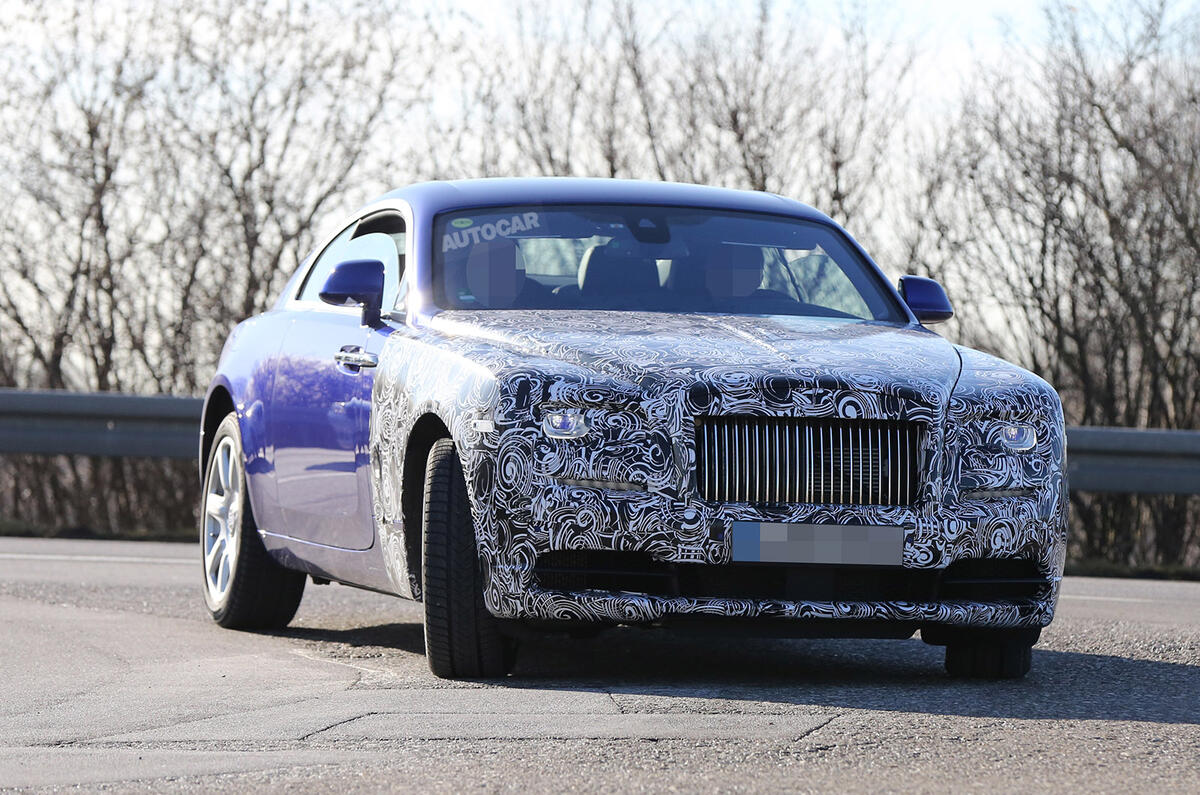 Rolls-Royce Wraith facelift spy shots