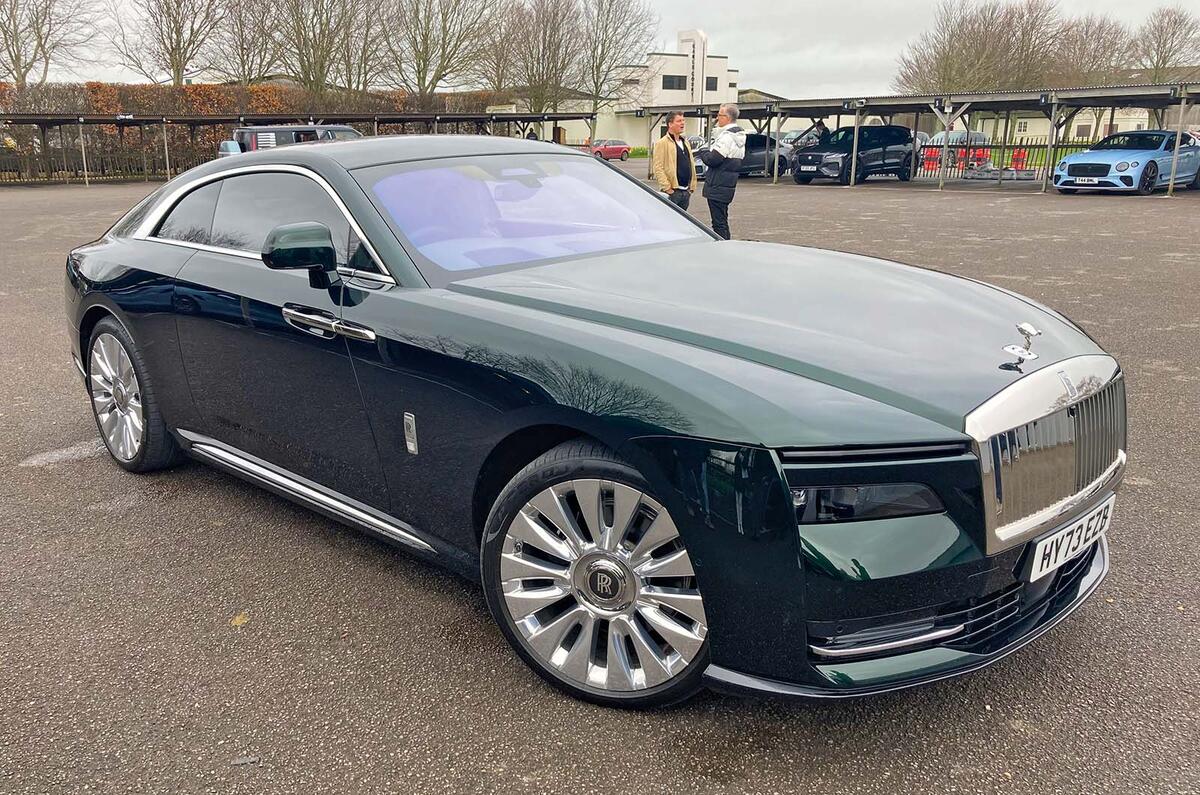 Rolls Royce spectre front