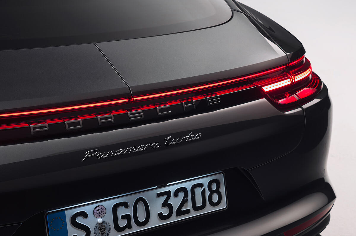 2016 Porsche Panamera