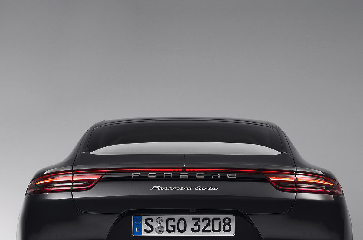 2016 Porsche Panamera