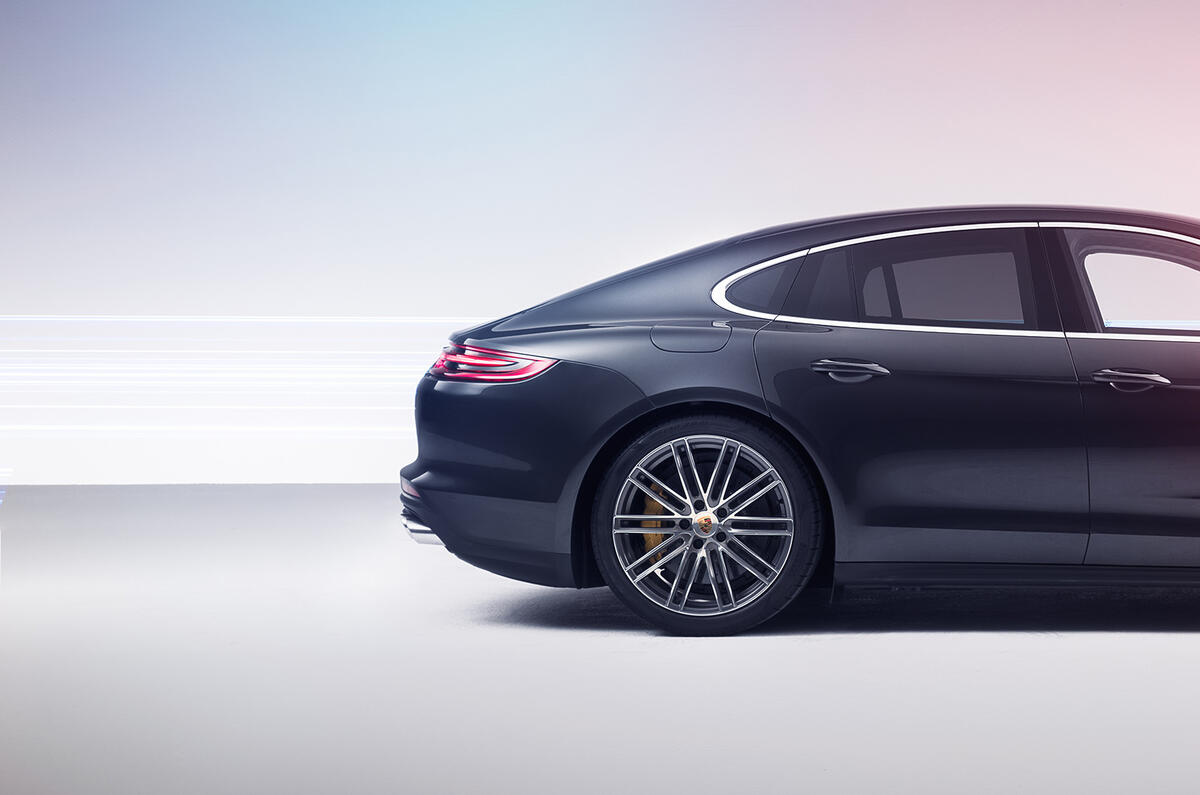 2016 Porsche Panamera
