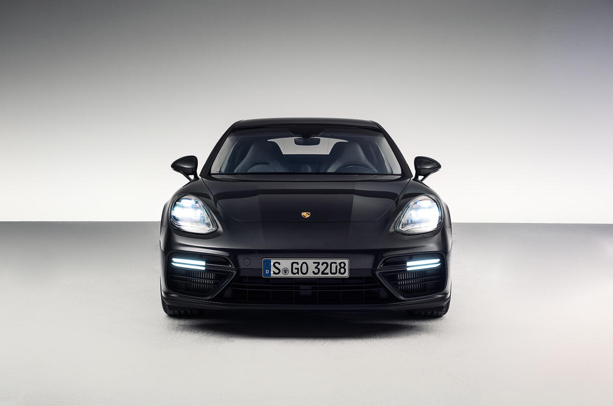 2016 Porsche Panamera