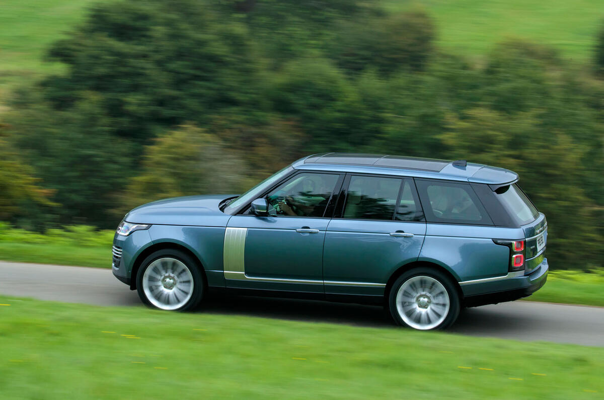 Range Rover gets facelift with new plug-in hybrid variant
