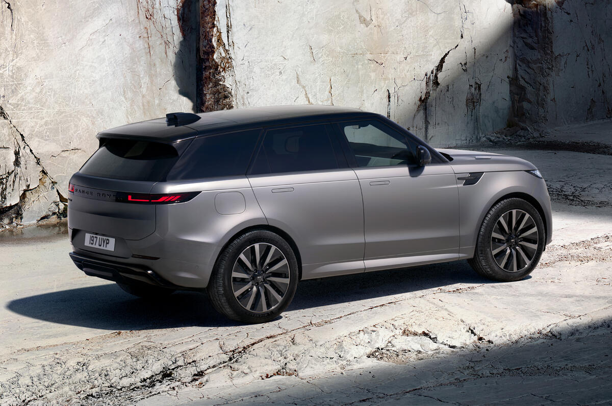 RRS Electric 27MY Exterior 03 300926