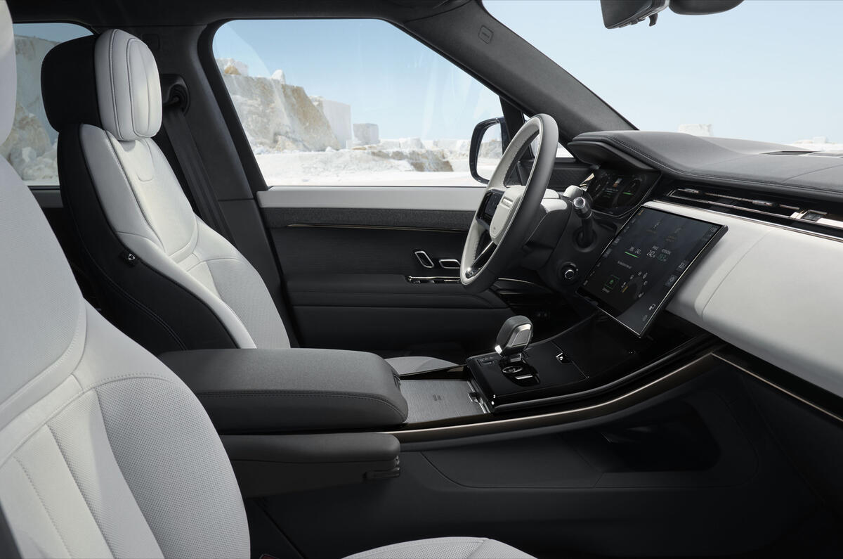 RRS Electric 27MY Interior Charging Miles 02 300926